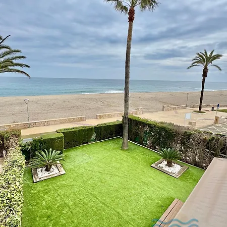 Apartbeach Y Playa Cristal Privilege Holiday home *