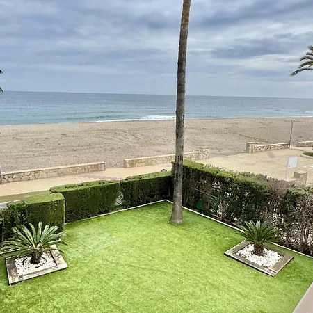 Apartbeach Y Playa Cristal Privilege Holiday home *